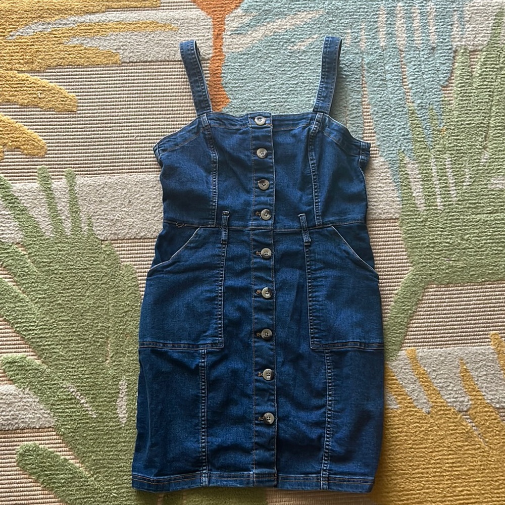 Overall dress